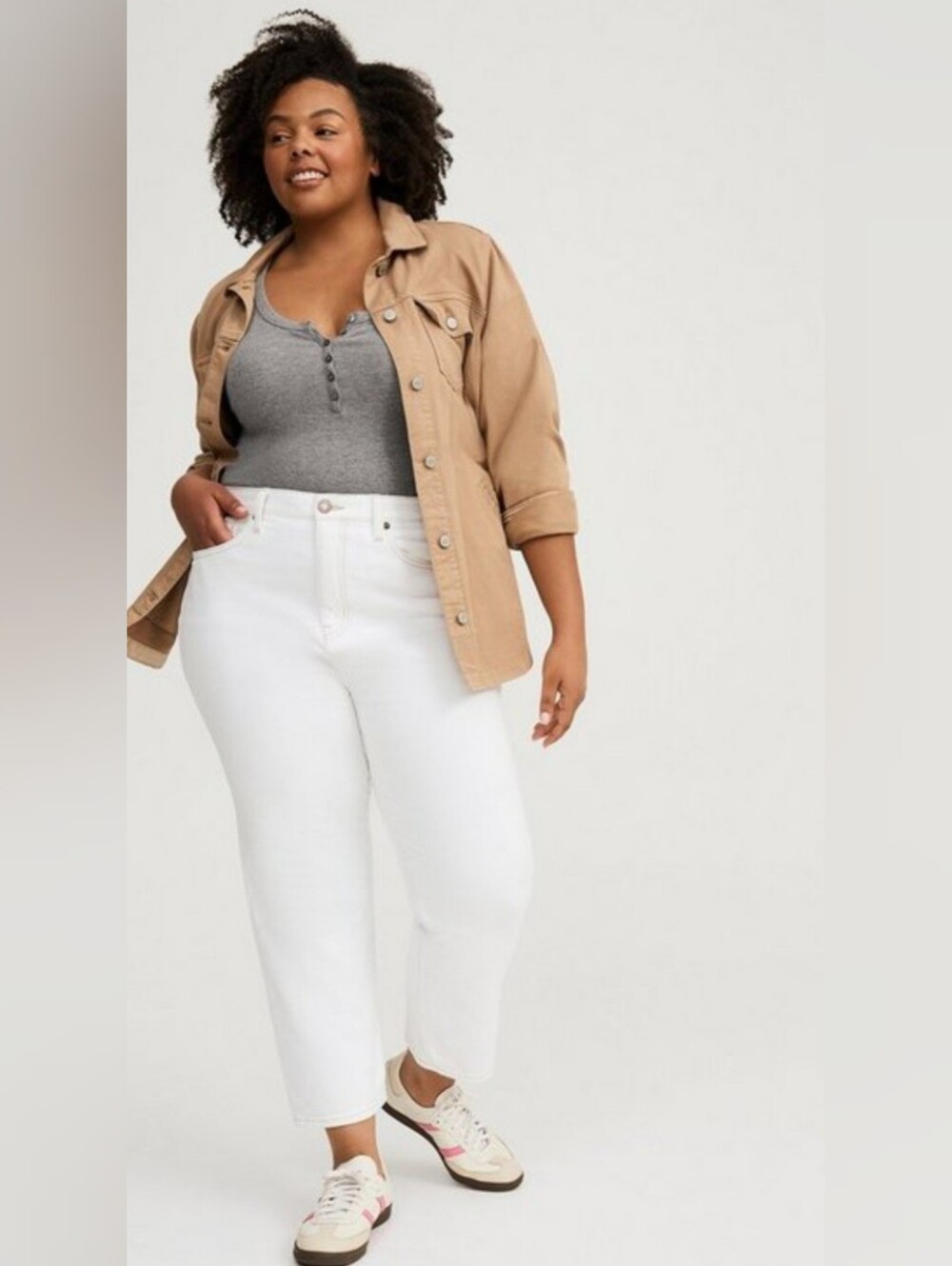 Brand NEW Torrid Crop High-Rise Flare  Super Soft Plus Sz. White Jeans Waist 28